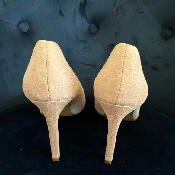 Pink heels - Picture 4 of 4